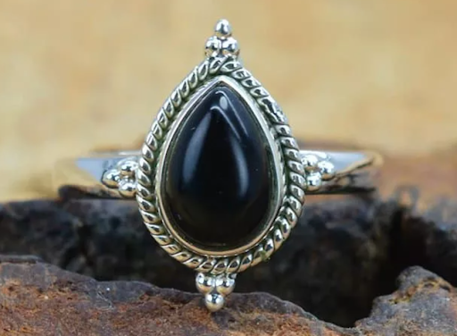 Nhẫn đá onyx đen
